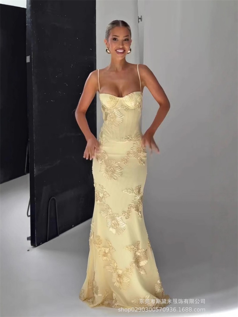 Women'S Holiday Formal Wear - Yellow Embroidery Women Prom Dress Sexy